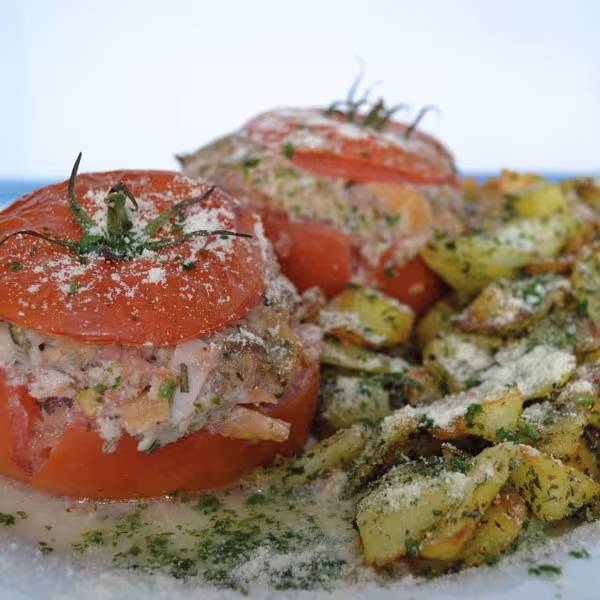 Wildrezept: Gefüllte Tomaten mit Rehhackfleisch